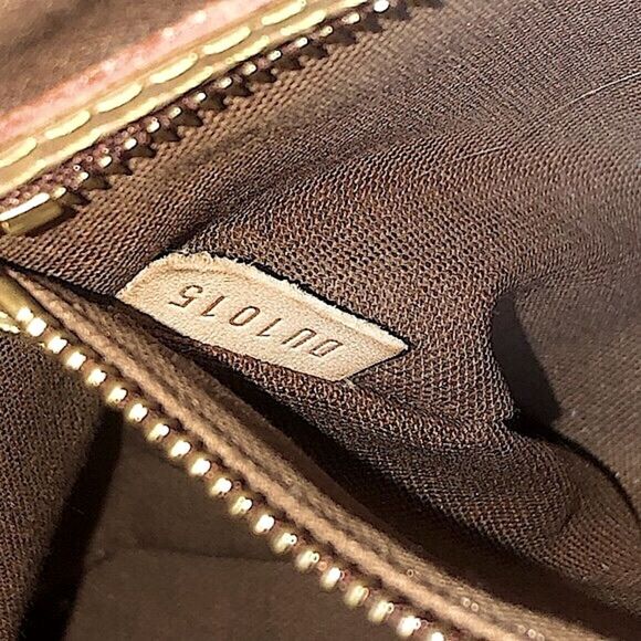 LOUIS VUITTON Batignolles Monogram Carry On Bag COMES WITH: COA, LV DUST BAG - Picture 15 of 17